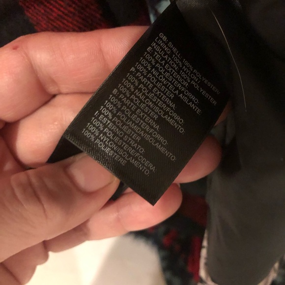 The North Face Ski Jacket- lightweight and warm - Picture 5 of 7